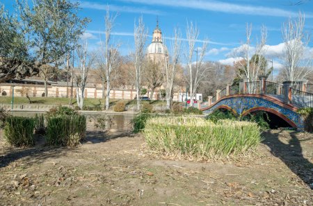 Foto de Parque en la localidad de Talavera de la Reina, provincia de Toledo, Castilla La Mancha, centro de España - Imagen libre de derechos