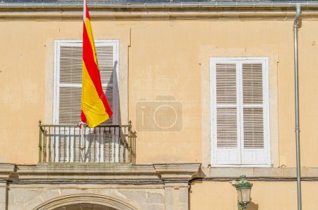 Téléchargez les photos : REAL SITIO DE SAN ILDEFONSO, ESPAGNE - 13 OCTOBRE 2019 : Détail du Palais Royal de La Granja de San Ildefonso, un palais du XVIIIe siècle dans la petite ville de San Ildefonso, au centre de l'Espagne. - en image libre de droit