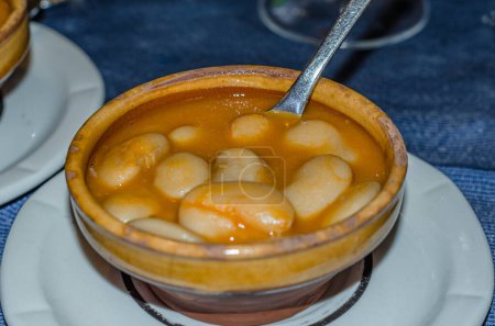 Bean dish of "Judiones de la Granja" (Granja beans), typical of the province of Segovia, Spain