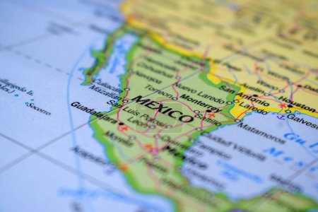 Téléchargez les photos : Mexique Concept de voyage Nom du pays sur la carte du monde politique Très macro Gros plan - en image libre de droit