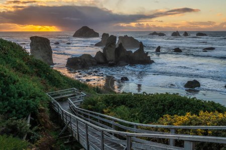Téléchargez les photos : Coucher de soleil à Bandon Beach, Oregon Coast - en image libre de droit