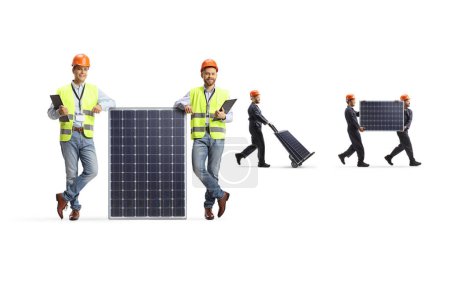 Foto de Ingenieros apoyados en un panel fotovoltaico y trabajadores con paneles en la parte posterior aislados sobre fondo blanco - Imagen libre de derechos