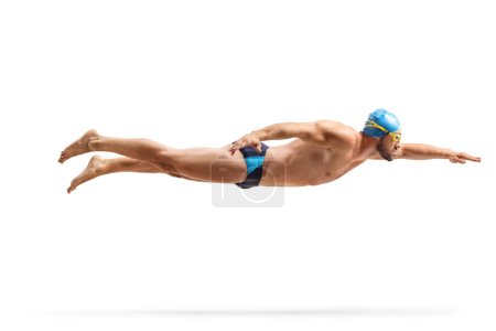 Foto de Nadador masculino con gorra y gafas aisladas sobre fondo blanco - Imagen libre de derechos