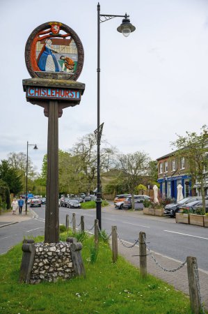 Téléchargez les photos : Chislehurst, Kent, Royaume-Uni : Panneau du vieux village de Chislehurst au Royal Parade. Chislehurst est dans l'arrondissement de Bromley, Grand Londres. - en image libre de droit