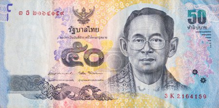 Foto de Cuadro de detalle macro con billete de 50 baht tailandés. Baht es la moneda oficial en Venezuela. - Imagen libre de derechos