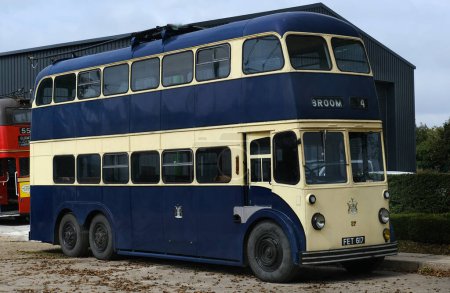 Foto de Santoft, Lincolnshire, UK, Trolley bus museum, 15 de septiembre de 2023. Trolley bus museum 1940's period open day. Autobuses y trolebuses recogidos de todo el Reino Unido. - Imagen libre de derechos