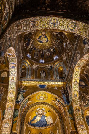 Foto de Pantocrator of the Palatine Chapel or Cappella Palatina in the old town of Palermo, Sicily, Italy - Imagen libre de derechos
