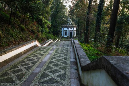 Foto de Fachada de una capilla del Santuario de Bom Jesus do Monte, Braga, Portugal - Imagen libre de derechos