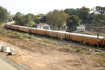 Foto de Areal view of India railway train coaches - Imagen libre de derechos