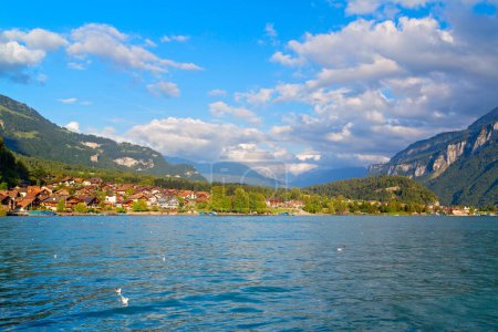 Téléchargez les photos : Brienz Village, Lac de Brienz, Alpes suisses, Suisse - en image libre de droit