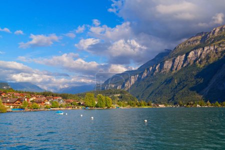 Téléchargez les photos : Brienz Village, Lac de Brienz, Alpes suisses, Suisse - en image libre de droit