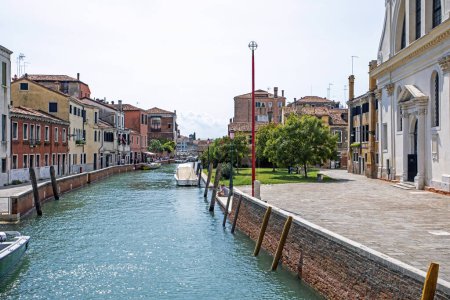 Téléchargez les photos : Canal vénitien à Venise en septembre 2023. Voyages et tourisme - en image libre de droit