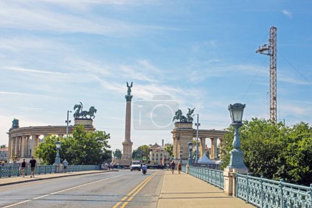Photo for Budapest square on a sultry autumn day at noon - Royalty Free Image