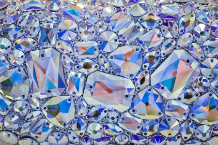 Foto de Fondo brillante abstracto hecho de piedras preciosas y vidrio - Imagen libre de derechos