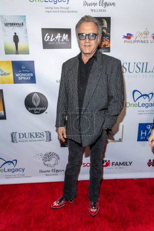 Téléchargez les photos : L'acteur Frank Stallone assiste au 15e gala annuel pré-Oscar Suzanne DeLaurentiis et à la suite de cadeaux en l'honneur de nos anciens combattants à l'hôtel Luxe, Los Angeles, CA 10 mars 2023 - en image libre de droit