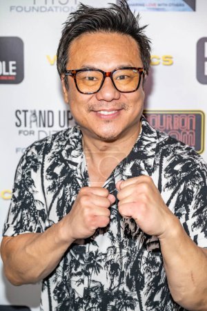 Foto de El comediante Jimmy Chin asiste a "Wax Poetics" y "I am A BassHOLE" Comedy Shows at The Bourbon Room, Hollywood, CA June 6, 2023 - Imagen libre de derechos
