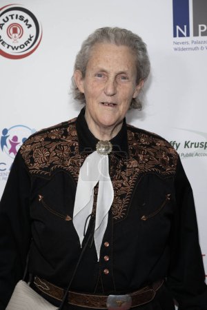 Téléchargez les photos : Le Dr Temple Grandin assiste au 2e gala annuel All Ghouls Fundraising for Autism Care Today au Woodland Hills Country Club, Los Angeles, CA 28 octobre 2023 - en image libre de droit