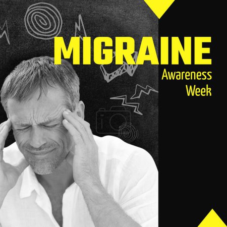 Téléchargez les photos : Texte de la semaine de sensibilisation à la migraine en jaune sur noir avec un homme caucasien en détresse tenant la tête dans la douleur. Migraine, maux de tête, campagne de sensibilisation à la gestion médicale et sanitaire, image générée numériquement. - en image libre de droit