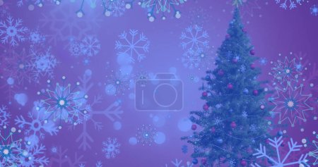 Foto de Imagen de nieve cayendo sobre el árbol de Navidad en el paisaje invernal. Navidad, festividad, celebración y tradición concepto de imagen generada digitalmente. - Imagen libre de derechos