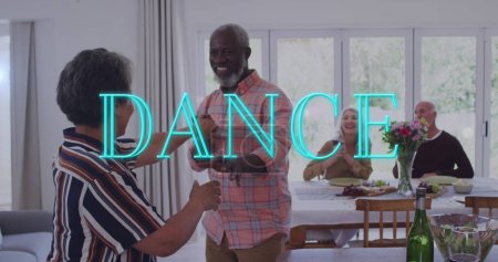 Téléchargez les photos : Image de texte de danse sur divers groupes d'aînés dansant. senior home hangout et concept d'interface numérique image générée numériquement. - en image libre de droit