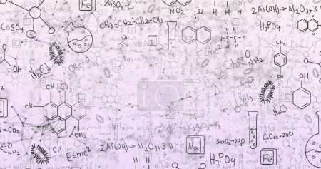 Foto de Las fórmulas y diagramas químicos cubren una pizarra blanca en un entorno escolar. Refleja un ambiente de clase de química, mostrando una gama de conceptos científicos. - Imagen libre de derechos