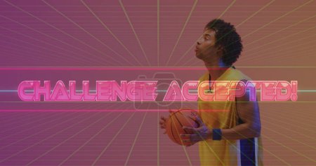 Imagen de desafío aceptado texto sobre patrón de neón y jugador de baloncesto biracial. 