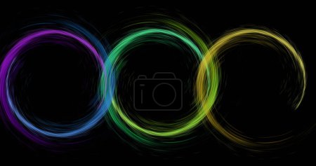 Téléchargez les photos : Image de sentiers lumineux colorés formant des cercles sur fond noir. Image de fond abstraite, concept de lumière et de mouvement générée numériquement. - en image libre de droit