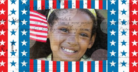 Imagen de niña sonriente sobre documento y bandera americana. patriotismo y concepto de celebración imagen generada digitalmente.