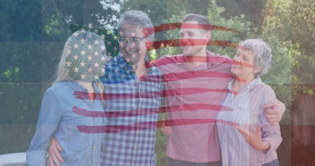 Imagen de la bandera de los estados unidos de América ondeando sobre la sonriente familia caucásica. patriotismo americano, concepto de independencia y celebración imagen generada digitalmente.