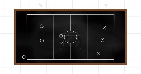 Bild der Fußballspiel-Strategie auf schwarzer Kreidetafel vor kariertem linierten Papier Hintergrund gezeichnet. Sportliches Turnier- und Wettkampfkonzept