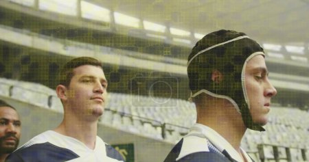 Téléchargez les photos : Image de carrés colorés sur des joueurs de rugby masculins au stade. concept sport et compétition image générée numériquement. - en image libre de droit
