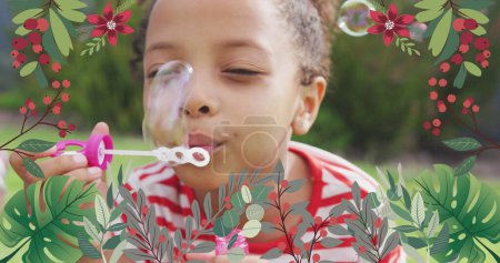 Foto de Imagen de flores sobre la chica afroamericana feliz haciendo burbujas de jabón. naturaleza y concepto infantil imagen generada digitalmente. - Imagen libre de derechos