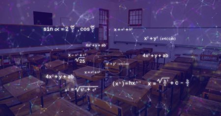 Bild mathematischer Gleichungen und Netzwerk von Verbindungen über leerem Klassenzimmer. Bildung, Lernen, Wissen, Wissenschaft und digitales Schnittstellenkonzept digital generiertes Bild.
