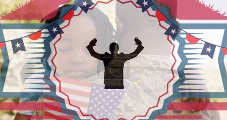 Foto de Imagen de cotillón, banderas y silueta humana sobre el padre y la hija afroamericanos. día de presidentes, día de la independencia y concepto de patriotismo americano imagen generada digitalmente. - Imagen libre de derechos