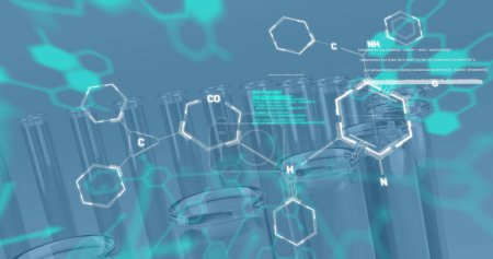Bild chemischer Strukturen und Datenverarbeitung über Reagenzgläsern vor blauem Hintergrund. Medizinische Forschung und naturwissenschaftliches Technologiekonzept