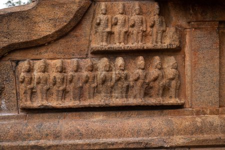 Foto de Antiguas estatuas en el gran templo de Thanjavur. El gran templo de Thanjavur Patrimonio de la Humanidad UNESCO. Templo de Thanjavur Brihadeeswara - Imagen libre de derechos