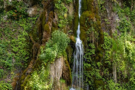 Wasserfall "Cascade du Saut du Loup" in Frankreich, in der Nähe von Courmes und Gourdon