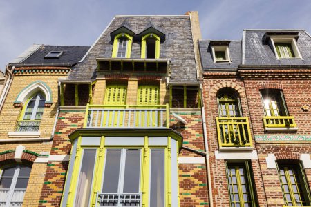Foto de Picture of facades of beautiful old houses in Mers-Les-Bains, France - Imagen libre de derechos