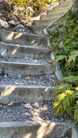 Einige der 3300 Stufen auf dem Sealy Tarns Track im Mt Cook National Park