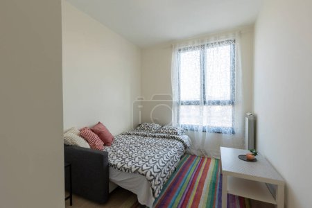 Foto de Dormitorio interior en alquiler apartamento - Imagen libre de derechos