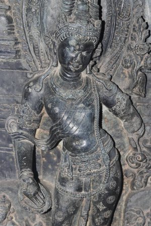 ancienne ?uvre d'art indienne, sculpture et relief rocheux à l'intérieur d'un ancien temple, lieu de culte