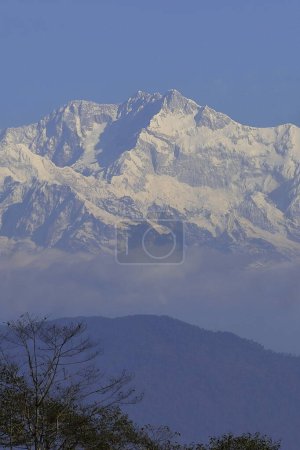 majestic snowcapped himalaya mountains, beautiful sleeping buddha range or mount kangchenjunga (world 3rd highest peak) from darjeeling in india