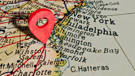 Foto de Localización pin sobre la ciudad de Richmond en el mapa de Estados Unidos de América - Imagen libre de derechos