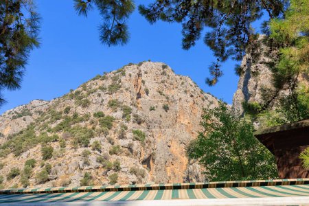 Saklikent-Schlucht in der Türkei. Naturdenkmal, ein beliebter Ort für Touristen zu besuchen. Hintergrund