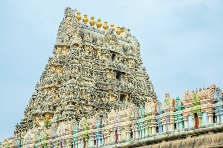 Photo for Colorful ornated walls of Ekambaranathar Temple, Kanchipuram, Tondaimandalam region, Tamil Nadu, South India - Royalty Free Image