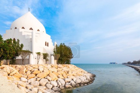 Photo for White Salem Bin Laden Mosque built on the island with Persian gulf in the background, Al Khobar, Saudi Arabia - Royalty Free Image