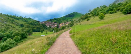 Téléchargez les photos : Sotres Village, Biosphere Reserve, Picos de Europa National Park, Asturias, Spain, Europe - en image libre de droit