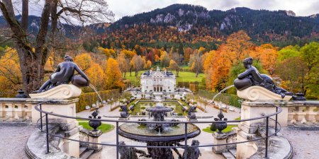 Téléchargez les photos : Linderhof Palace, 19th Century Rococo Style, Oberammergau, Bavaria, Germany, Europe - en image libre de droit