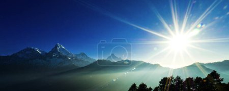 Foto de Annapurna Range Sunrise, Poon Hill View Point, Ghorepani, Annapurna Conservation Área, Himalaya, Nepal, Asia - Imagen libre de derechos