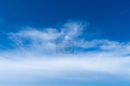 Foto de Cielo azul con nubes - Imagen libre de derechos